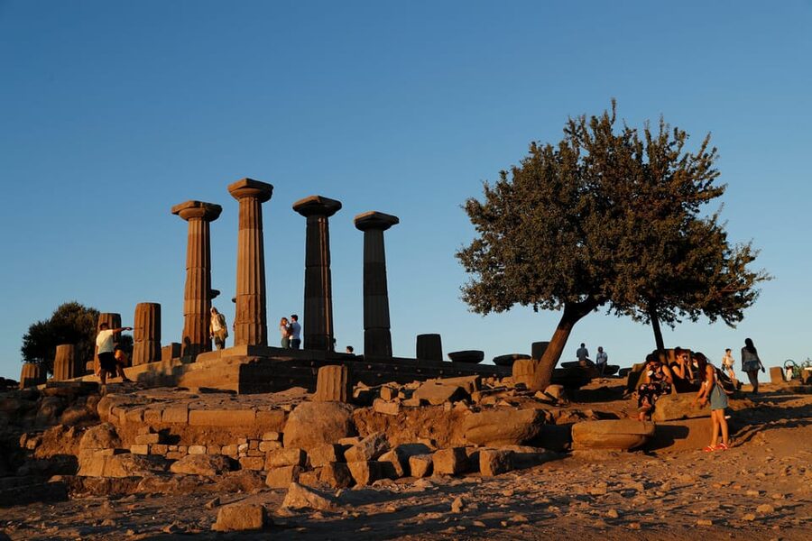 Full-Day Troy Tour From Istanbul - The Scaean Gate and the Trojan War story