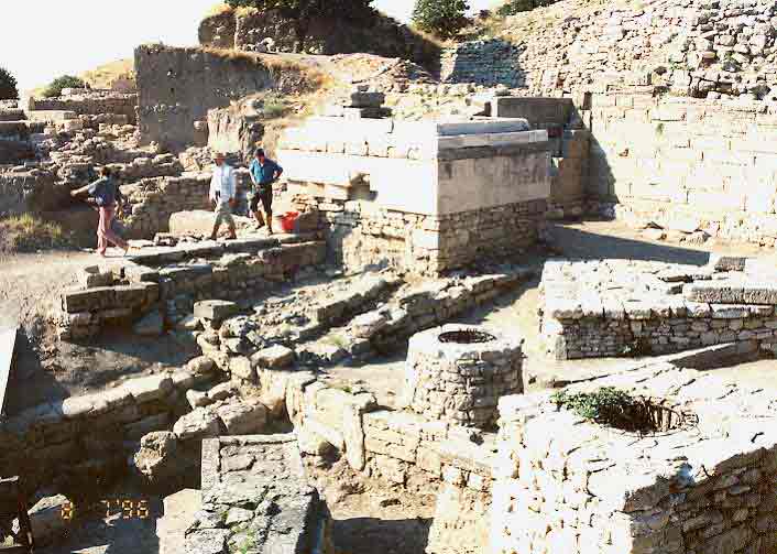 Full-Day Troy Tour From Istanbul - Roman baths, the Odeon, and daily life