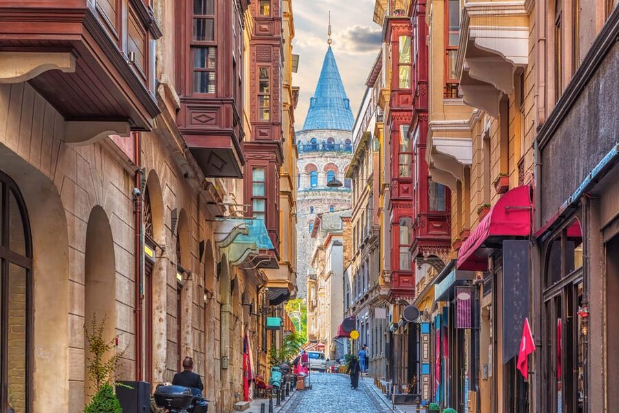 Galata Tower: Skip-the-Line Ticket with Audio or Guided Tour - Practical tips for a smoother visit