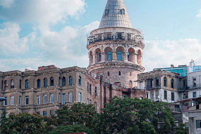 Galata Walking Tour: Galata Tower, Galata Bridge, Fener & More - Guides, language, and group size