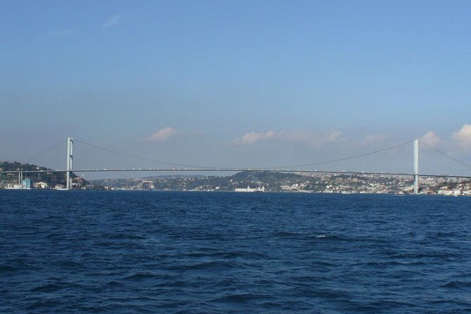 Golden Horn and Bosphorus Boat Tour in Istanbul - The 30-minute Golden Horn cruise