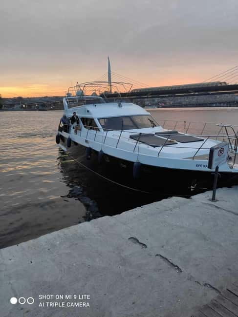 Golden Horn and Bosphorus Sunset Tour Stop at Anatolian Side - The Asian-side stop and Beylerbeyi views
