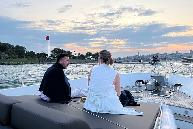 Guided Bosphorus Afternoon Cruise on Luxury Yacht - Kuzguncuk, the Maiden’s Tower, and Üsküdar