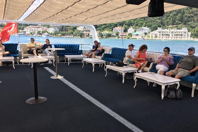 Guided Bosphorus & Black Sea Cruise – 4 Stops from Istanbul - Küçüksu Pavilion and Ottoman private life