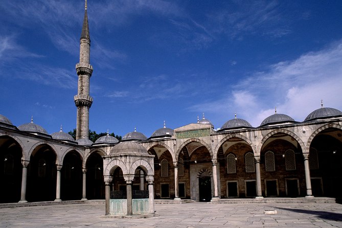 Guided Tours İn İstanbul - Spending two hours at Topkapı Palace