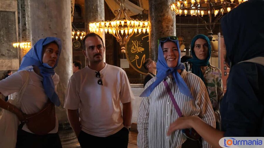 Hagia Sophia & Basilica Cistern Guided Tour Incl. Tickets - Hagia Sophia, where church and mosque meet