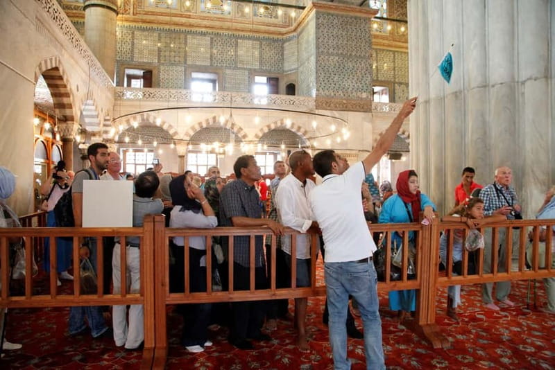 Hagia Sophia & Blue Mosque Half-day Guided, Small Group Tour - Roman and Ottoman stories at the Hippodrome