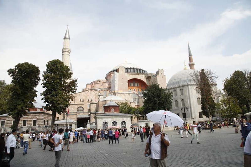 Hagia Sophia & Blue Mosque Half-day Guided, Small Group Tour - Four thousand shops under one roof