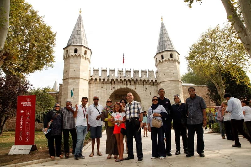 Hagia Sophia, Topkapı Palace, Blue Mosque Guided Small Group - The Hippodrome and the old city’s public stage
