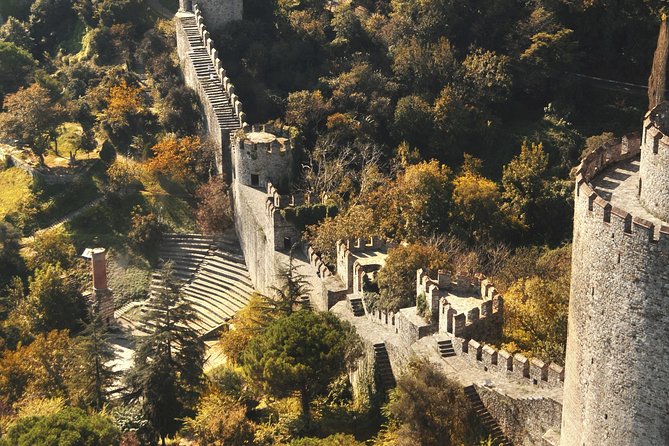 Half-Day Bosphorus Cruise to Black Sea from Istanbul with Lunch - The Black Sea stop at Anadolu Kavağı or Poyrazköy