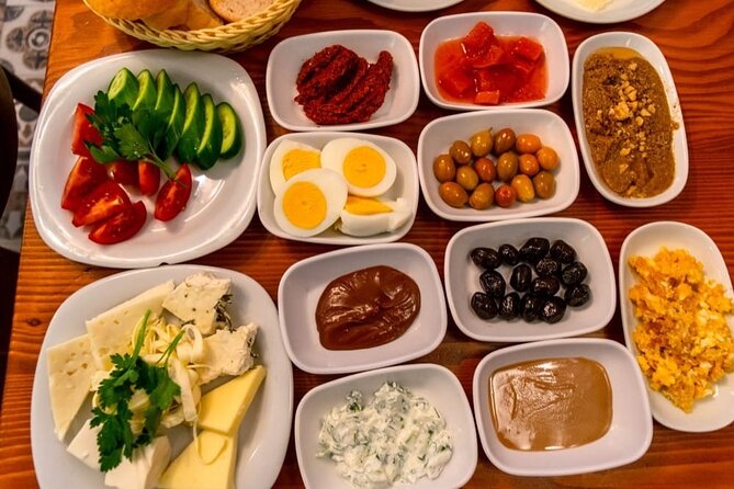 Half-Day Istanbul Private Food Tour & Culinary Experience - Who should book this Istanbul food experience?