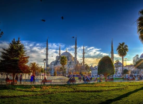 Historical Ambiance of Istanbul: Private Full-Day Tour - The Grand Bazaar, four thousand shops under one roof