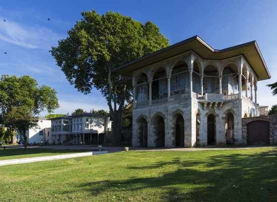 Historical Ambiance of Istanbul: Private Full-Day Tour - Little Hagia Sophia, a quieter architectural link