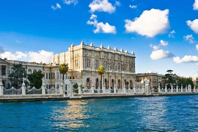Imperial Splendor: Dolmabahce Palace & Bosphorus Yacht Cruise - The return route and Istanbul’s familiar skyline