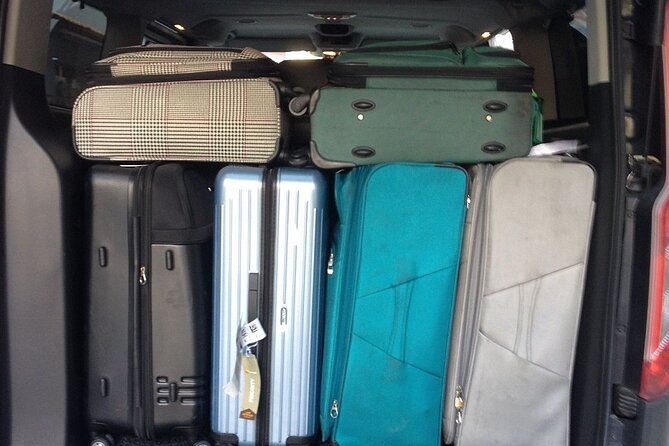 IST Airport to City Center or vice versa !! - A private ride that removes the airport hassle