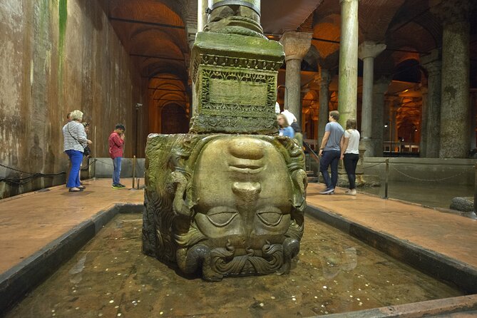 Istanbu City Walk: Topkapi Palace, Harem, & Basilica Guided Tour - Timing, meeting point, and group comfort
