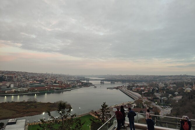 Istanbul: 2 Continents of Bosphorus ( Boat & Lunch ) - Beylerbeyi Palace: the one major paid extra