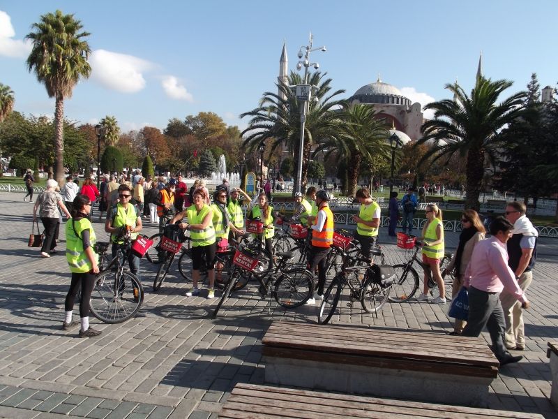 Istanbul 3-Hour Old City Tour by Bicycle - Topkapı Palace and the Ottoman center