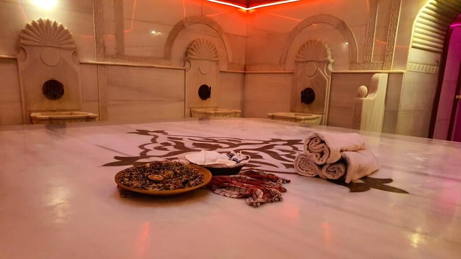 Istanbul: Acemoglu Historical Turkish Bath w/Private Options - How comfortable is the experience for couples and families?