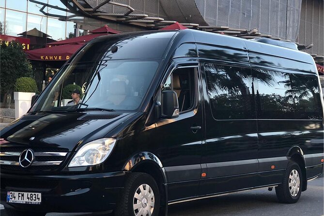 Istanbul Airport Departure Transfer - Vehicle comfort, space, and luggage