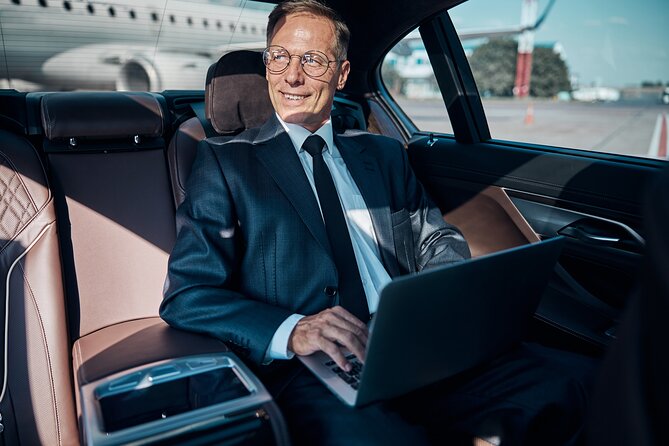 Istanbul Airport Private Transfer to/from Old City - What you do not get on the ride