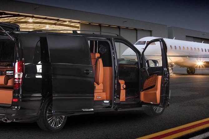 Istanbul Airport to City Centre Private Transfer or Vice Versa (1-10pax) - What the vehicle and ride are like