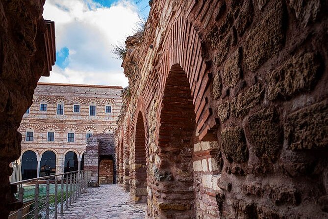 Istanbul Ancient Monasteries Full-Day Tour with Lunch - Chora Church and the question of access