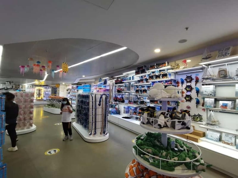 Istanbul: Aquarium Ticket and Round Trip Shuttle from Taksim - Who will enjoy this experience most