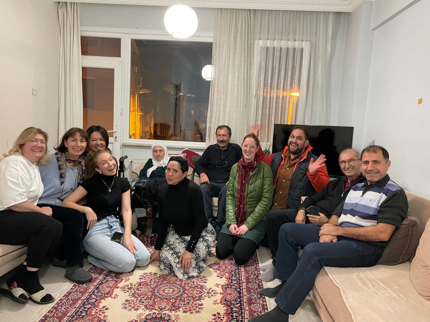 Istanbul Authentic Turkish Family Dinner with Eastern Family - Arriving at Selamlık Street