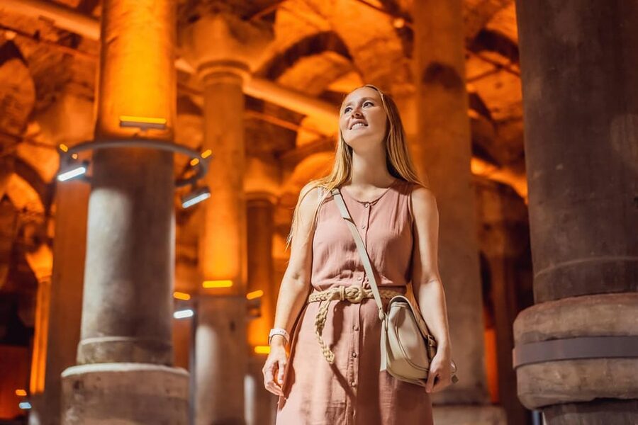 Istanbul: Basilica Cistern Skip-the-Line Entry Ticket - Finding the Medusa heads