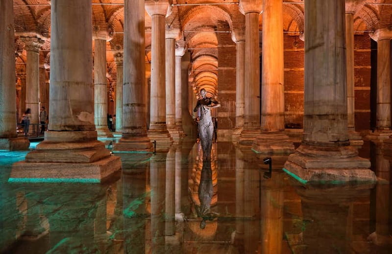 Istanbul: Basilica Cistern Small Group Tour with Tickets - What the one-hour tour actually feels like