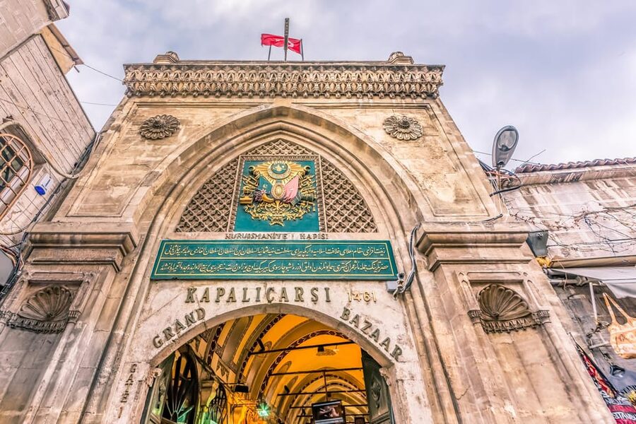 Istanbul: Best City Highlights Guided Tour with Tukish Lunch - Grand Bazaar: useful, colorful, and not entirely optional