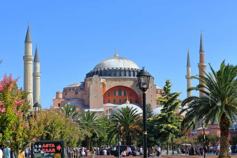 Istanbul: Best of Old City Full-Day Tour with Transfers - Entering the Blue Mosque