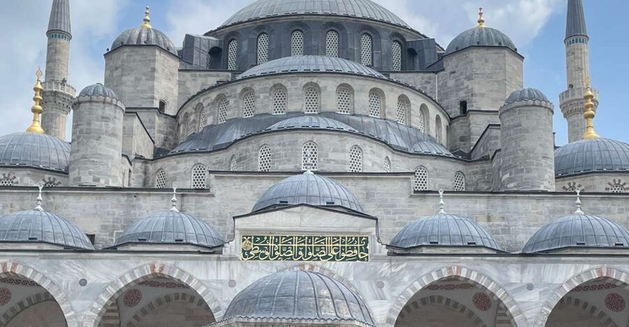Istanbul: Blue Mosque Guided Tour - Group Size, Headsets, and Hearing the Guide