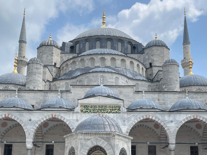 Istanbul: Blue Mosque Guided Tour - Meeting at Dsign Cafe by the Egyptian Obelisk