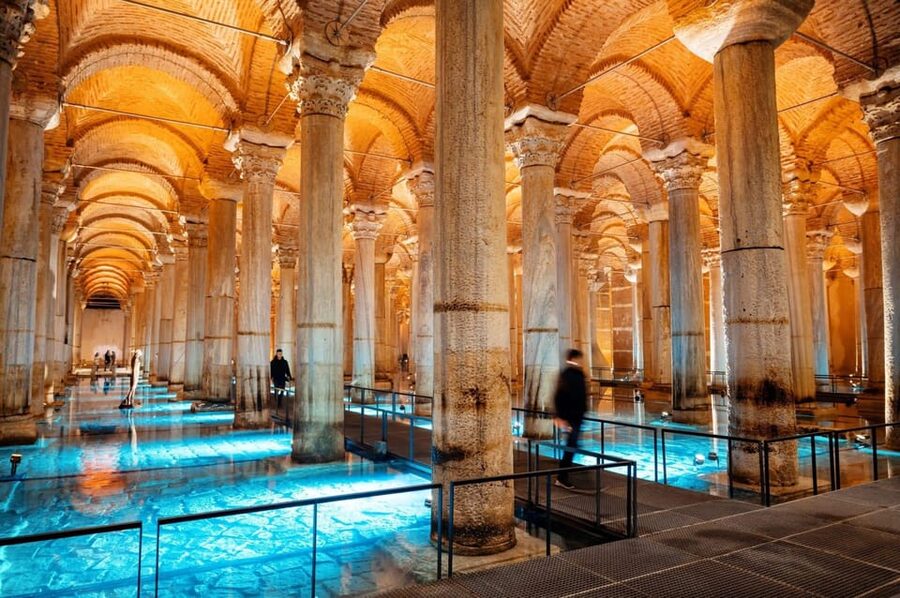Istanbul: Blue Mosque, Hagia Sophia, & Basilica Cistern Tour - Hagia Sophia with a self-guided interior visit
