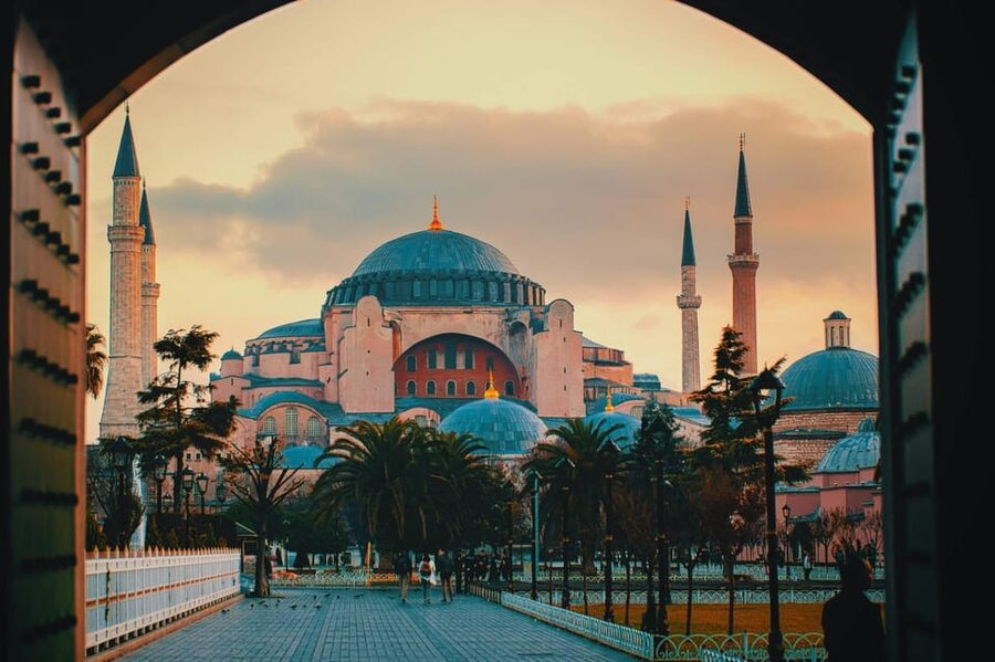 Istanbul: Blue Mosque, Hagia Sophia, & Basilica Cistern Tour - The Blue Mosque and its blue Iznik tiles