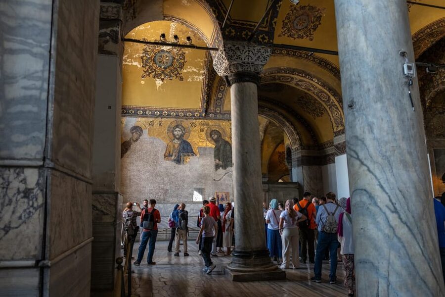 Istanbul: Blue Mosque & Hagia Sophia Guided Tour w/ Tickets - Meeting at Galataport or in Sultanahmet