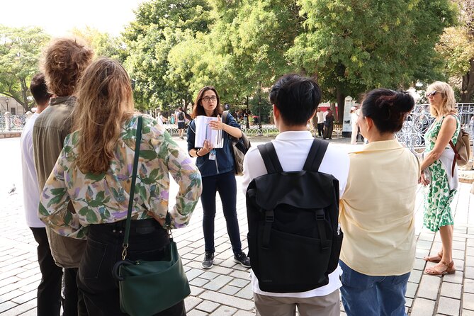 Istanbul: Blue Mosque, Hagia Sophia & Sultanahmet Tour - Walking through the Sultanahmet District