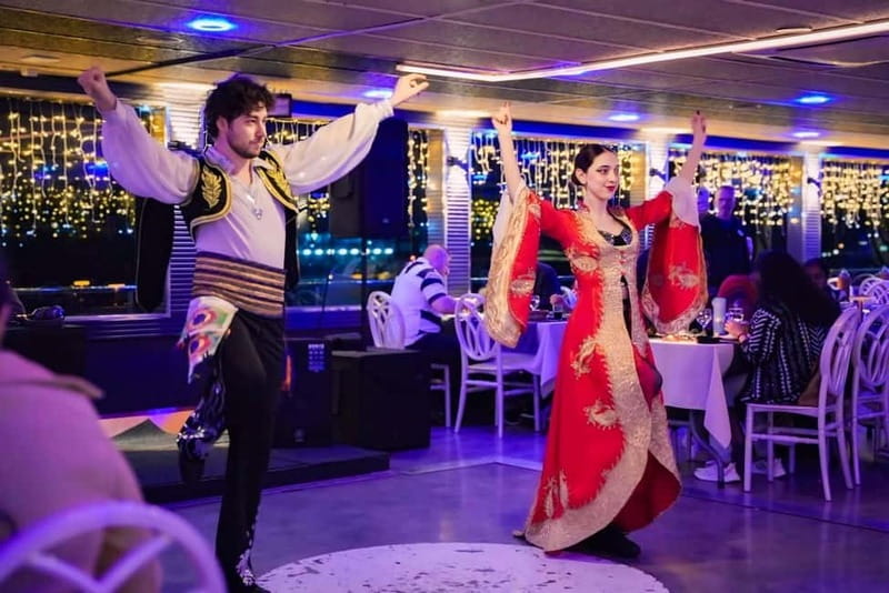Istanbul: Bosphorus Cruise Dinner, Show & Alcoholic Drinks - Rumeli Hisarı and the two bridges