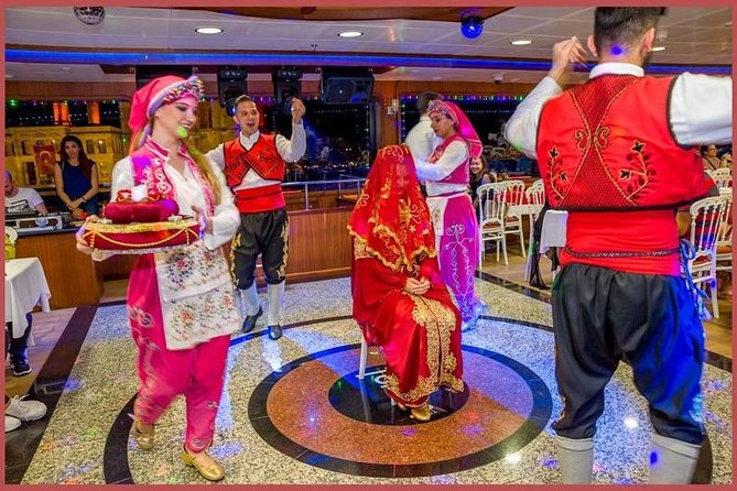 Istanbul Bosphorus Cruise with Dinner and Belly-Dancing Show - Istanbul’s waterfront is best after the lights come on