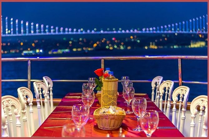 Istanbul Bosphorus Cruise with Dinner and Belly-Dancing Show - Blue Mosque and the old city from the water