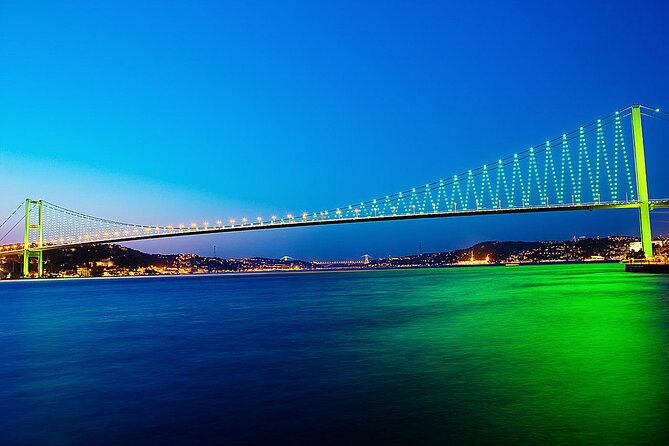 Istanbul Bosphorus Cruise with Dinner and Entertainment - What this Bosphorus evening is really like
