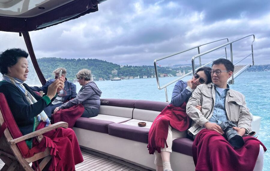 Istanbul: Bosphorus Cruise with Stopover on the Asian Side - The short stop at Kanlica