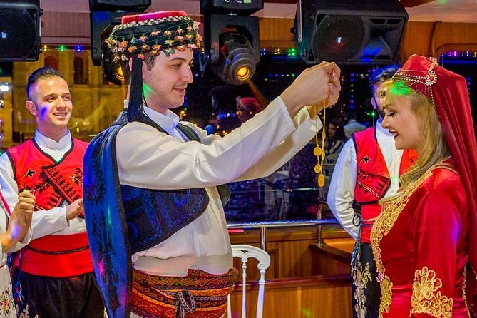 Istanbul Bosphorus Dinner Cruise with Turkish Show - Crowding, seating, and service
