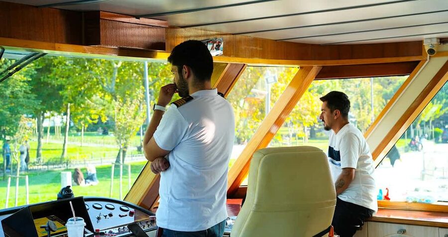Istanbul: Bosphorus & Golden Horn Cruise Daytime or Sunset - Daytime or the 6:30 PM sunset departure