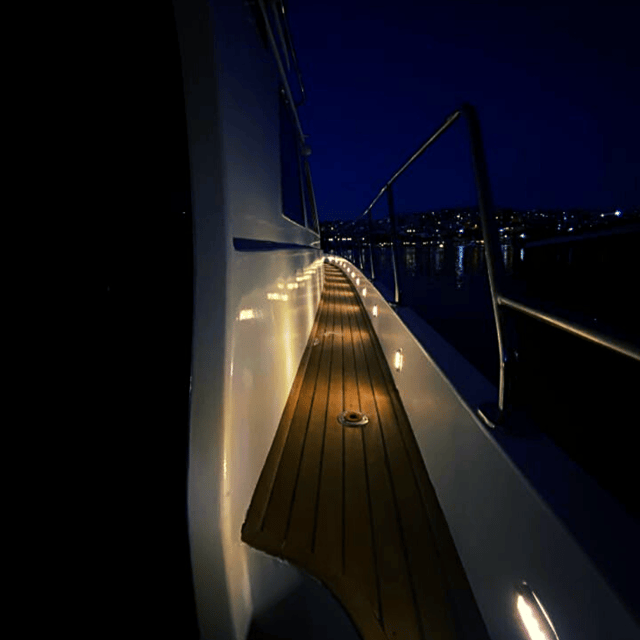 İstanbul: Bosphorus Private Yacht Cruise with Tea and Coffee - FAQ