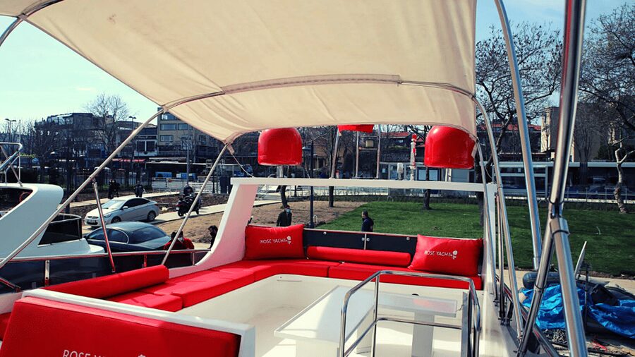 İstanbul: Bosphorus Private Yacht Cruise with Tea and Coffee - Who will enjoy this private cruise most?