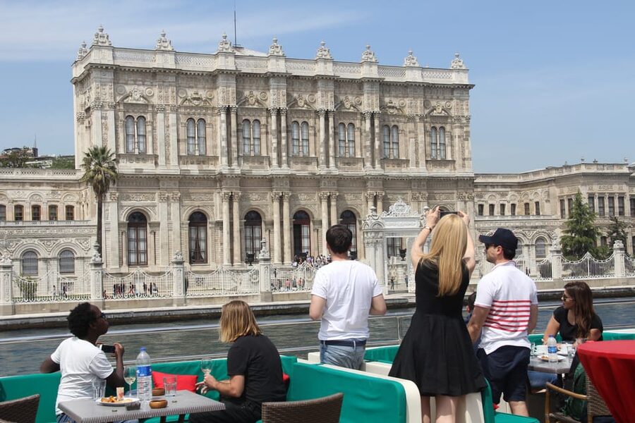 Istanbul: Bosphorus Strait and Black Sea Lunch Cruise - Key points to know
