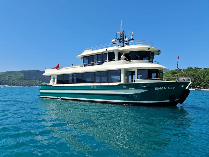Istanbul: Bosphorus Strait and Black Sea Lunch Cruise - Çırağan Palace, Ortaköy, and the first bridge
